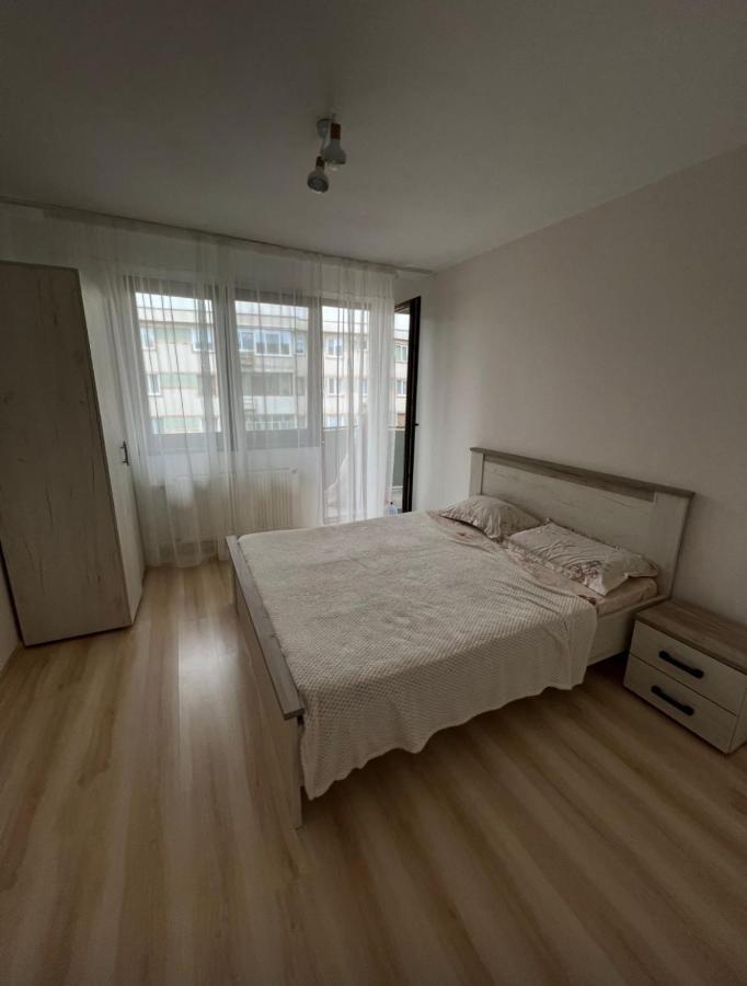 Apartament Centru Apartment Râmnicu Vâlcea Exterior foto